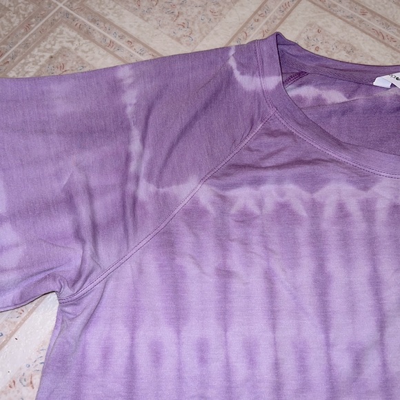 Lightweight Long Sleeve Crew Neck Shirt Women’s Size XXL Purple TieDye NEW - Picture 8 of 9